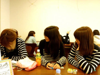 Illustration for article titled Japan's Army of College Student Clones